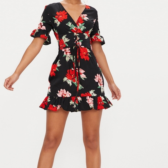 Pretty Little Thing Black Corset Floral Swing Dress PLT Size 8 - Picture 9 of 10